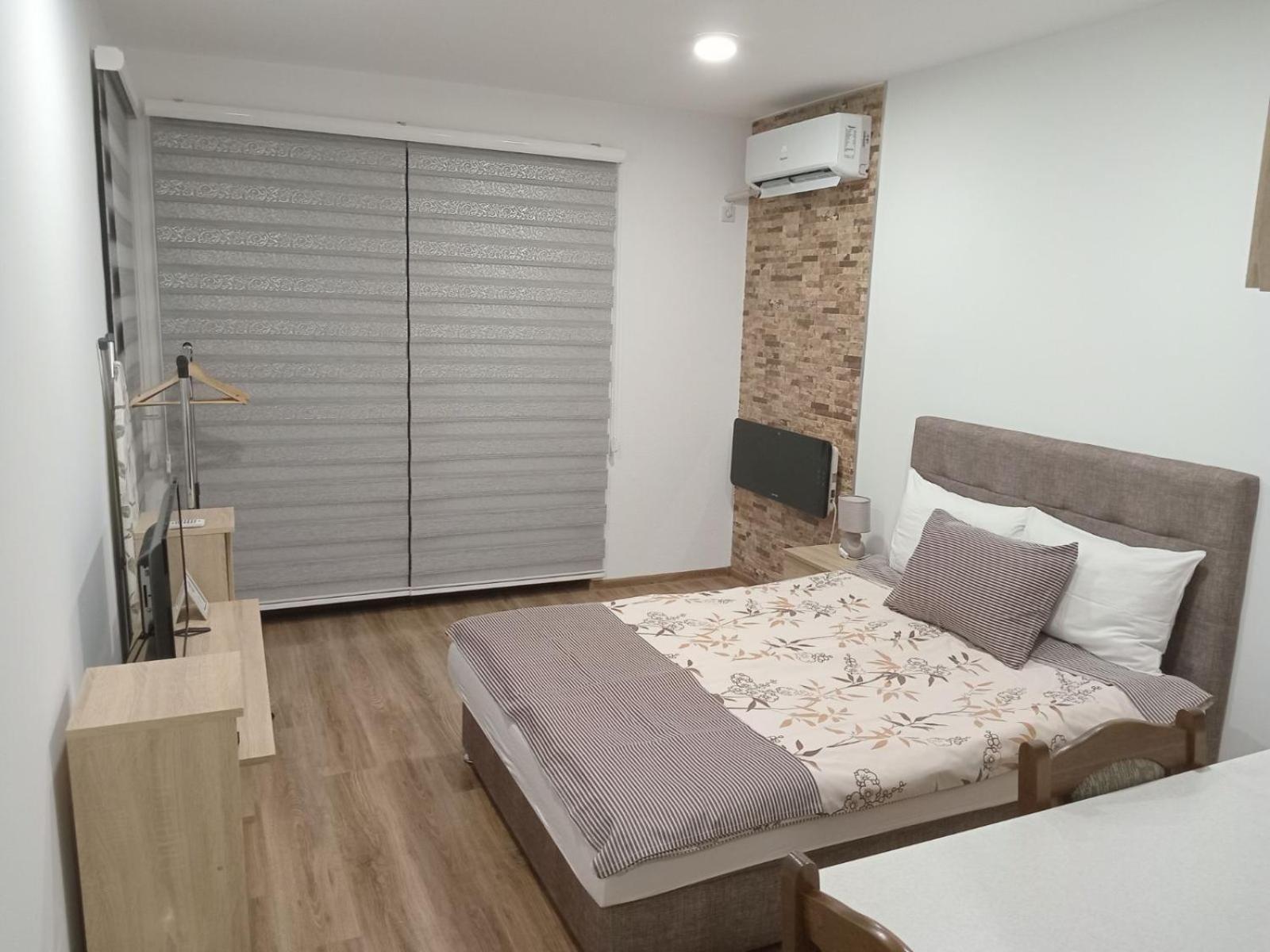 Apartments Karic Aerodrom Tuzla Dubrave Gornje Kültér fotó