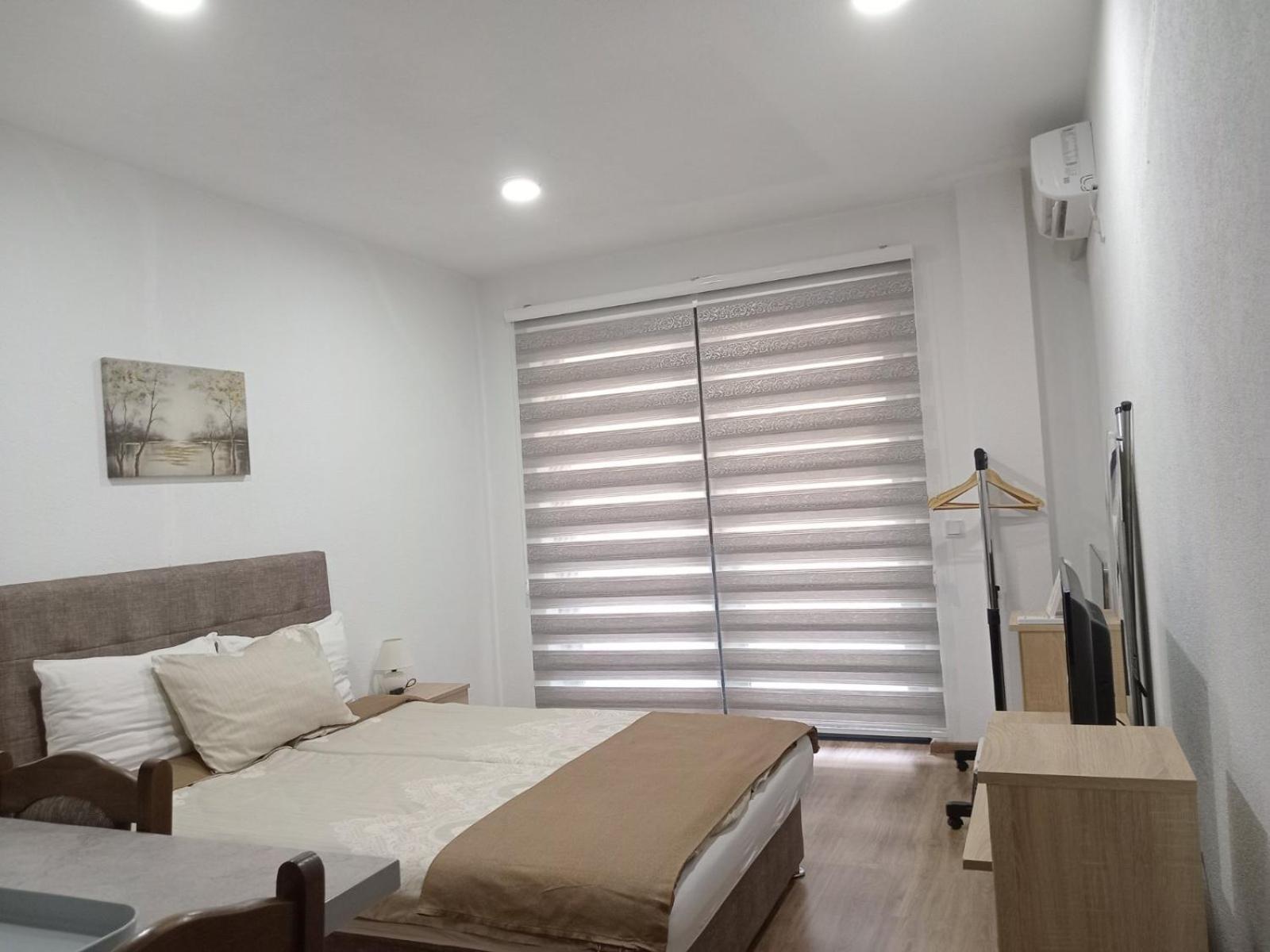 Apartments Karic Aerodrom Tuzla Dubrave Gornje Kültér fotó