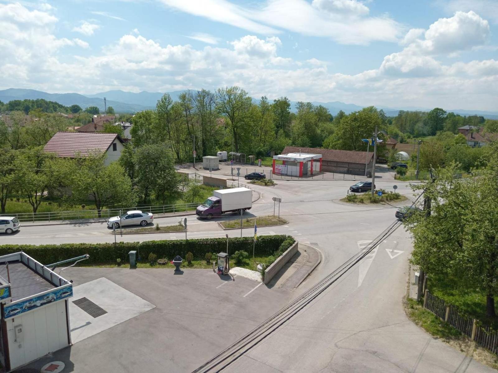 Apartments Karic Aerodrom Tuzla Dubrave Gornje Kültér fotó